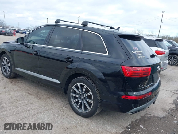 2017 Audi Q7 Premium Plus with VIN WA1LAAF7XHD008027, listed as a IAAI auction lot 41930270 with 128,713 mi miles. Bid and sale history available at carsss.com. Image 3.