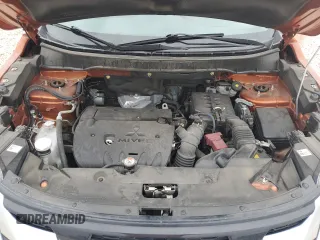 2023 Mitsubishi Outlander ES z VIN JA4ARUAU0PU003805, wystawiony jako Copart lot #51379965 z przebiegiem 63 263 mil mil oraz Szkoda całkowita • Salvage title. Historia ofert i sprzedaży dostępna na DreamBid. Obrazek 13.