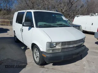 2004 Chevrolet Astro Cargo Van with VIN 1GCDM19X84B114706, listed as a IAAI auction lot 41410630 with 210,443 mi miles. Bid and sale history available at carsss.com. Image 1.