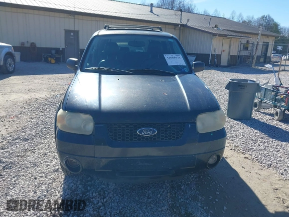 2005 Ford Escape Limited with VIN 1FMCU04155KE23314, listed as a IAAI auction lot 41685671 with 265,731 mi miles and . Bid and sale history available at DreamBid. Image 12.