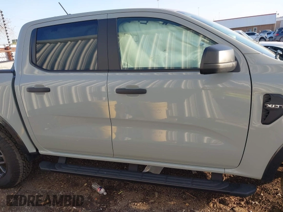 2024 Ford Ranger XLT with VIN 1FTER4GHXRLE59319, listed as a IAAI auction lot 41990936 with 1,002 mi miles and . Bid and sale history available at DreamBid. Image 14.