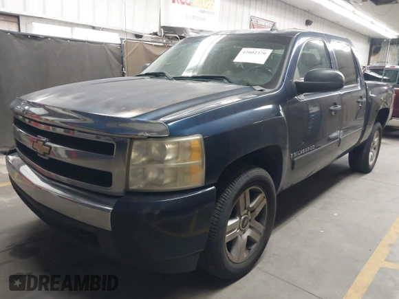 2008 Chevrolet Silverado 1500 1LT with VIN 2GCEC130481329542, listed as a IAAI auction lot 42002370 with 254,862 mi miles and . Bid and sale history available at DreamBid. Image 2.