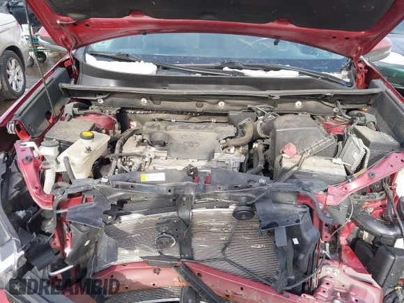 2018 Toyota RAV4 XLE with VIN 2T3RFREV1JW778612, listed as a IAAI auction lot 41664082 with 92,417 mi miles. Bid and sale history available at carsss.com. Image 10.
