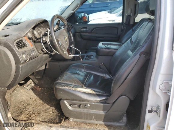 2007 Chevrolet Suburban LTZ with VIN 1GNFK16307J167496, listed as a Copart auction lot 45398075 with 0 mi miles and Salvage Title. Bid and sale history available at carsss.com. Image 7.