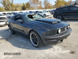 2007 Ford Mustang GT Deluxe with VIN 1ZVHT82H975240198, listed as a Copart auction lot 77448694 with Not Provided miles and Salvage Title. Bid and sale history available at carsss.com. Image 4.