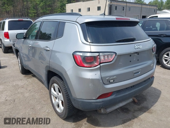 2018 Jeep Compass Altitude с VIN 3C4NJDBBXJT313666, выставлен на аукционе IAAI как лот 42112041 с пробегом 163 110 миль миль и . История ставок и продаж доступна на DreamBid. Изображение 3.
