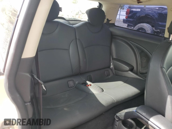 2011 MINI Hardtop S with VIN WMWSV3C57BTY14678, listed as a Copart auction lot 55501545 with 119,995 mi miles and Salvage title. Bid and sale history available at DreamBid. Image 10.
