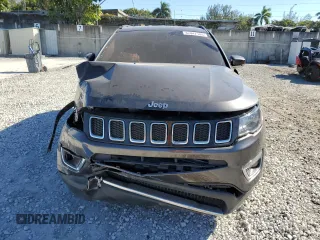 2020 Jeep Compass Limited with VIN 3C4NJCCB6LT114528, listed as a Copart auction lot 87847105 with 90,753 mi miles and Non Repairable. Bid and sale history available at carsss.com. Image 5.