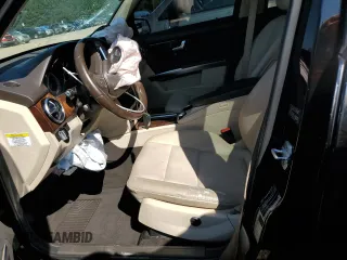 2013 Mercedes-Benz GLK 350 with VIN WDCGG5HB1DG021069, listed as a Copart auction lot 70921304 with 127,584 mi miles and Salvage Title. Bid and sale history available at DreamBid. Image 7.