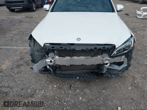 2016 Mercedes-Benz C 300 with VIN 55SWF4JB5GU131922, listed as a IAAI auction lot 42014152 with 52,041 mi miles and . Bid and sale history available at carsss.com. Image 6.