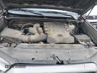 2014 Toyota 4Runner SR5 with VIN JTEZU5JR3E5065811, listed as a IAAI auction lot 42107883 with 283,157 mi miles and . Bid and sale history available at DreamBid. Image 10.