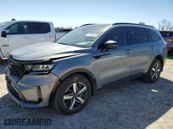 2022 Kia Sorento S with VIN 5XYRL4LC8NG155697, listed as a Copart auction lot 47818135 with 57,788 mi miles and Salvage Title. Bid and sale history available at carsss.com. Image 1.