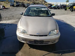 2000 Chevrolet Cavalier LS with VIN 1G1JF5246Y7310844, listed as a Copart auction lot 70492794 with 0 mi miles and Salvage Title. Bid and sale history available at carsss.com. Image 5.