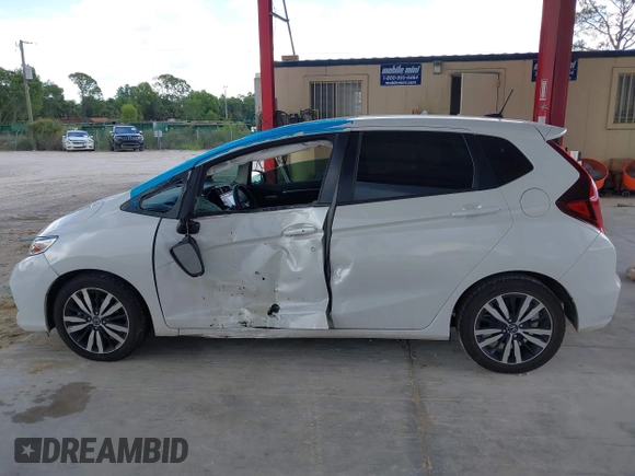 2020 Honda Fit EX с VIN 3HGGK5H88LM733108, выставлен на аукционе IAAI как лот 42568181 с пробегом 124 682 миль миль и . История ставок и продаж доступна на DreamBid. Изображение 14.