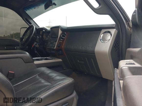 2013 Ford F-250 XL z VIN 1FT7W2BT4DEB27388, wystawiony jako IAAI lot #42244172 z przebiegiem 264 075 mil mil oraz . Historia ofert i sprzedaży dostępna na DreamBid. Obrazek 5.