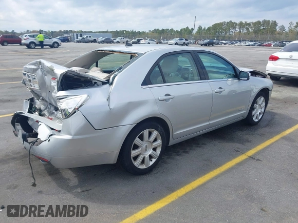 2009 Lincoln MKZ with VIN 3LNHM26T39R611671, listed as a IAAI auction lot 41863323 with 180,734 mi miles and . Bid and sale history available at DreamBid. Image 4.