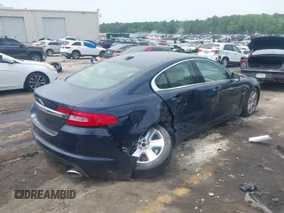 2009 Jaguar XF Luxury z VIN SAJWA05B29HR23758, wystawiony jako IAAI lot #42280805 z przebiegiem 249 400 mil mil oraz . Historia ofert i sprzedaży dostępna na DreamBid. Obrazek 4.