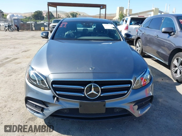 2020 Mercedes-Benz E 350 with VIN WDDZF8DB6LA753035, listed as a IAAI auction lot 42195100 with 18,783 mi miles and . Bid and sale history available at DreamBid. Image 12.