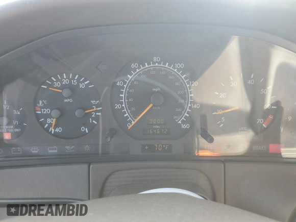 1996 Mercedes-Benz S 320 z VIN WDBGA33E8TA289968, wystawiony jako Copart lot #58446415 z przebiegiem 164 672 mil mil oraz Czysty tytuł • Clean title. Historia ofert i sprzedaży dostępna na DreamBid. Obrazek 9.