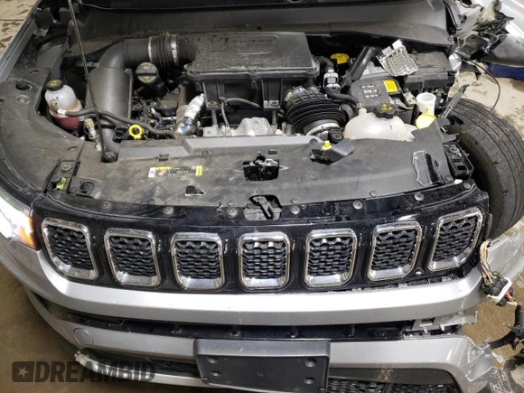 2024 Jeep Compass Limited with VIN 3C4NJDCN8RT577201, listed as a Copart auction lot 81502814 with 14,622 mi miles and Salvage Title. Bid and sale history available at carsss.com. Image 11.