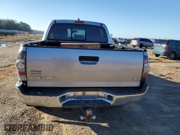2015 Toyota Tacoma with VIN 5TFLU4EN6FX138638, listed as a Copart auction lot 46865745 with 194,210 mi miles and Salvage Title. Bid and sale history available at DreamBid. Image 6.