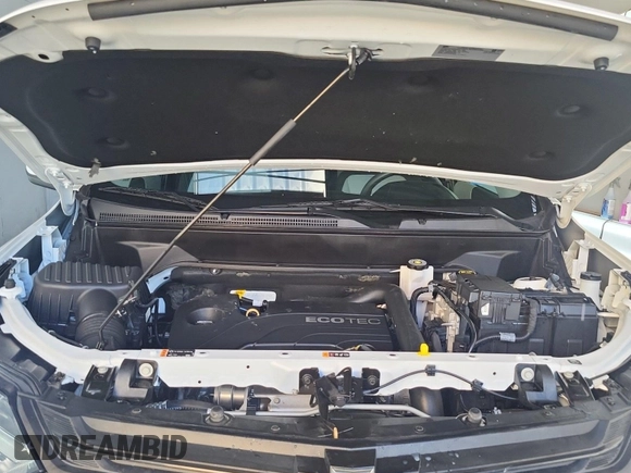 2020 Chevrolet Equinox LT with VIN 2GNAXJEV0L6181758, listed as a IAAI auction lot 42848993 with 35,916 mi miles and . Bid and sale history available at DreamBid. Image 34.