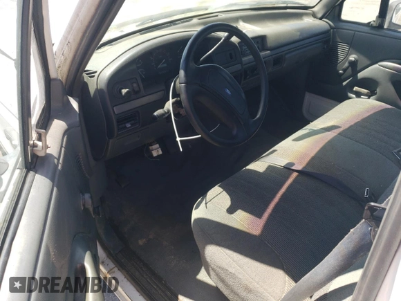 1993 Ford F-150 с VIN 1FTEF15N2PLA67349, выставлен на аукционе Copart как лот 52508365 с пробегом Не указан миль и Списание • Salvage title. История ставок и продаж доступна на DreamBid. Изображение 8.