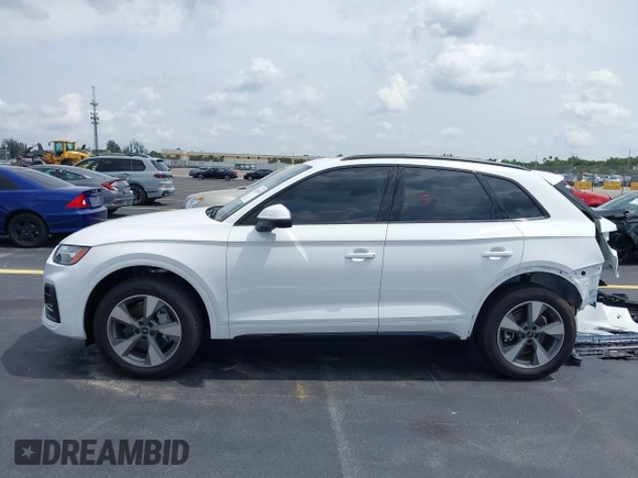 2025 Audi Q5 Premium с VIN WA1ABAFY3S2050913, выставлен на аукционе IAAI как лот 42403495 с пробегом 1 673 миль миль и . История ставок и продаж доступна на DreamBid. Изображение 15.