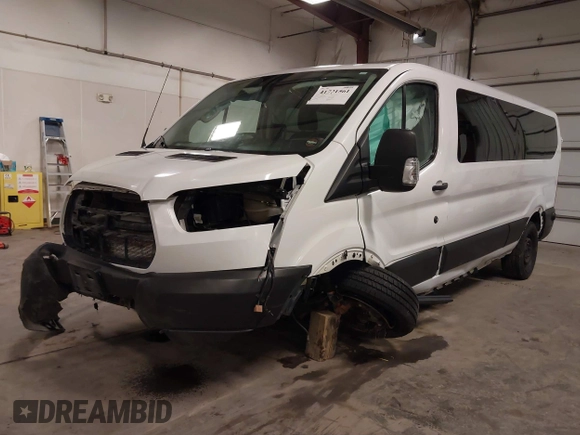 2019 Ford Transit Passenger XL with VIN 1FBZX2YM7KKA22871, listed as a IAAI auction lot 41721561 with 112,189 mi miles. Bid and sale history available at carsss.com. Image 22.