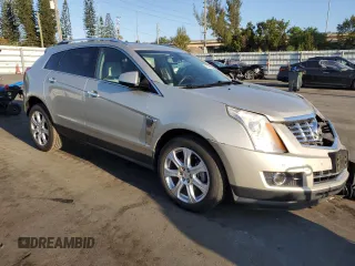 2013 Cadillac SRX Performance Collection with VIN 3GYFNDE32DS618080, listed as a Copart auction lot 48646985 with 100,309 mi miles and Salvage Title. Bid and sale history available at carsss.com. Image 4.