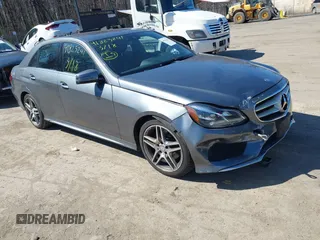 2016 Mercedes-Benz E-Class E 350 Luxury with VIN WDDHF8JB0GB242436, listed as a IAAI auction lot 41823241 with 94,380 mi miles. Bid and sale history available at carsss.com. Image 1.