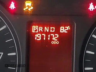 2013 Nissan NV SV z VIN 1N6BF0LY5DN110802, wystawiony jako IAAI lot #39917294 z przebiegiem 197 172 mil mil oraz . Historia ofert i sprzedaży dostępna na DreamBid. Obrazek 7.