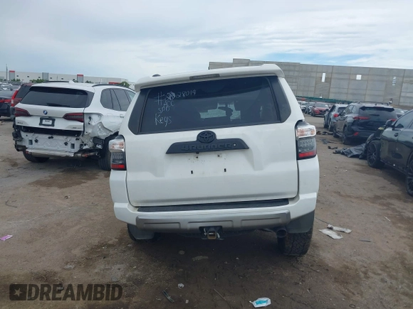 2019 Toyota 4Runner SR5 with VIN JTEBU5JR7K5663980, listed as a IAAI auction lot 42473347 with Not provided miles and . Bid and sale history available at DreamBid. Image 15.