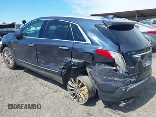 2019 Cadillac XT5 Luxury AWD z VIN 1GYKNDRSXKZ232989, wystawiony jako IAAI lot #42331092 z przebiegiem 54 100 mil mil oraz . Historia ofert i sprzedaży dostępna na DreamBid. Obrazek 3.