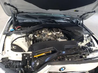 2018 BMW 3 Series 320i xDrive с VIN WBA8E5G51JNV02570, выставлен на аукционе Copart как лот 49970335 с пробегом 78 819 миль миль и Списание • Salvage title. История ставок и продаж доступна на DreamBid. Изображение 12.