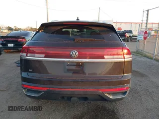 2024 Volkswagen Atlas SE with VIN 1V2JE2CA1RC235989, listed as a IAAI auction lot 41079770 with 9,723 mi miles and . Bid and sale history available at DreamBid. Image 16.