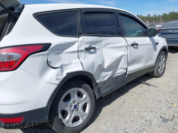 2017 Ford Escape S with VIN 1FMCU0F70HUB65598, listed as a IAAI auction lot 41701930 with 121,880 mi miles. Bid and sale history available at carsss.com. Image 6.