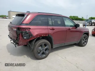 2025 Jeep Grand Cherokee Limited z VIN 1C4RJHBG2SC302582, wystawiony jako Copart lot #53575215 z przebiegiem 1 231 mil mil oraz Szkoda całkowita • Salvage title. Historia ofert i sprzedaży dostępna na DreamBid. Obrazek 3.