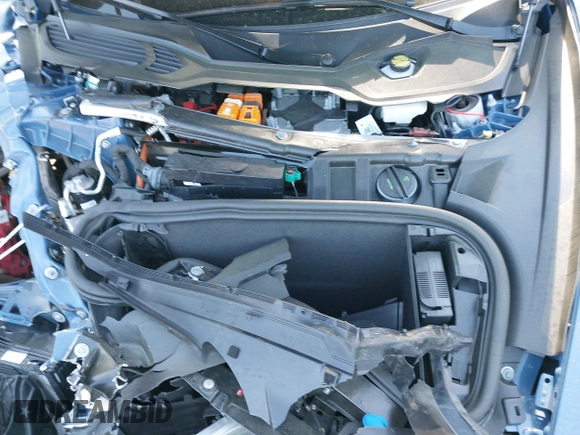 2023 Porsche Taycan 4S z VIN WP0BB2Y19PSA65443, wystawiony jako IAAI lot #42105240 z przebiegiem 265 mil mil oraz . Historia ofert i sprzedaży dostępna na DreamBid. Obrazek 10.
