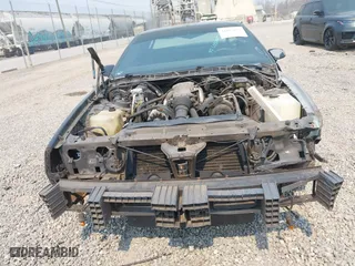 1986 Chevrolet Camaro Z28 Sport with VIN 1G1FP87F3GN132044, listed as a IAAI auction lot 41899252 with 92,424 mi miles. Bid and sale history available at carsss.com. Image 12.
