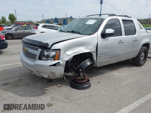 2011 Chevrolet Avalanche LTZ with VIN 3GNTKGE36BG337863, listed as a IAAI auction lot 42026377 with 207,116 mi miles and . Bid and sale history available at DreamBid. Image 2.