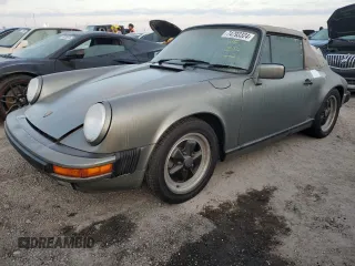1988 Porsche 911 z VIN WP0EB0916JS170882, wystawiony jako Copart lot #74793324 z przebiegiem Nie podano mil oraz Szkoda całkowita • Salvage title. Historia ofert i sprzedaży dostępna na DreamBid. Obrazek 1.