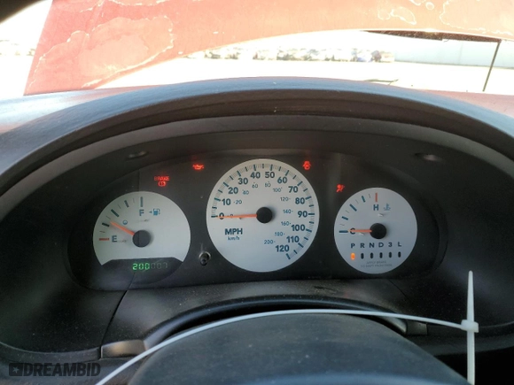 2006 Chrysler Town & Country SWB with VIN 1A4GP45R86B739536, listed as a Copart auction lot 88655735 with 200,007 mi miles and Salvage Title. Bid and sale history available at carsss.com. Image 9.