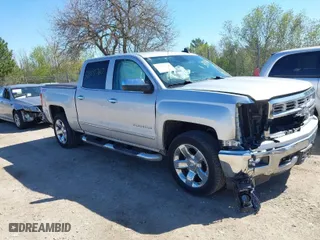 2015 Chevrolet Silverado 1500 LTZ with VIN 3GCUKSEC9FG304619, listed as a IAAI auction lot 39325760 with 161,819 mi miles. Bid and sale history available at carsss.com. Image 1.