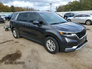 2024 Kia Carnival LX with VIN KNDNB4H3XR6344581, listed as a Copart auction lot 82281364 with 17,140 mi miles and Salvage Title. Bid and sale history available at carsss.com. Image 4.