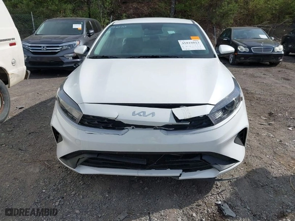 2024 Kia Forte LXS with VIN 3KPF24AD8RE791010, listed as a IAAI auction lot 41818013 with 23,360 mi miles. Bid and sale history available at carsss.com. Image 12.