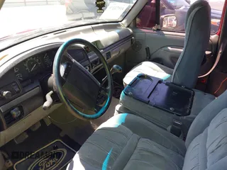 1995 Ford F-150 with VIN 1FTDF15Y1SLA07738, listed as a IAAI auction lot 41972210 with 159,406 mi miles. Bid and sale history available at carsss.com. Image 5.