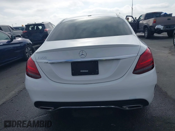 2019 Mercedes-Benz C 300 with VIN WDDWF8DB3KR458090, listed as a IAAI auction lot 42358177 with 33,201 mi miles and . Bid and sale history available at DreamBid. Image 17.