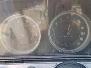 1967 Chevrolet Impala z VIN 168877J149719, wystawiony jako Copart lot #71652484 z przebiegiem 38 801 mil mil oraz Szkoda całkowita • Salvage title. Historia ofert i sprzedaży dostępna na DreamBid. Obrazek 9.