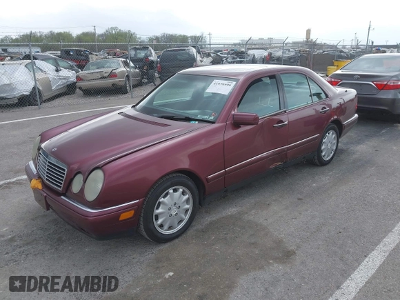 1996 Mercedes-Benz E 320 with VIN WDBJF55F1TJ014578, listed as a IAAI auction lot 41939599 with 115,461 mi miles and . Bid and sale history available at DreamBid. Image 2.